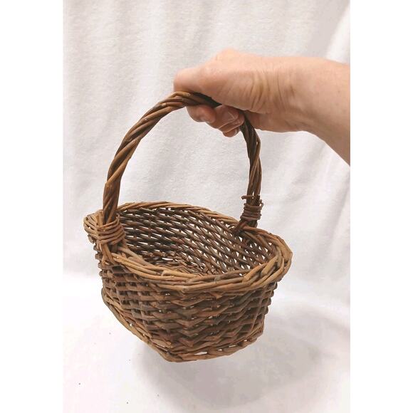 Antique Primitive Grapevine Twig Branches Basket Woven Berry Picking Holiday Old - Picture 8 of 14